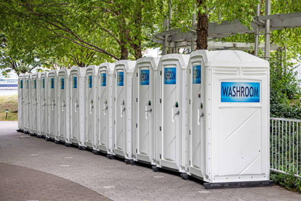 Best Portable restroom trailer rental  in Thorndale, PA
